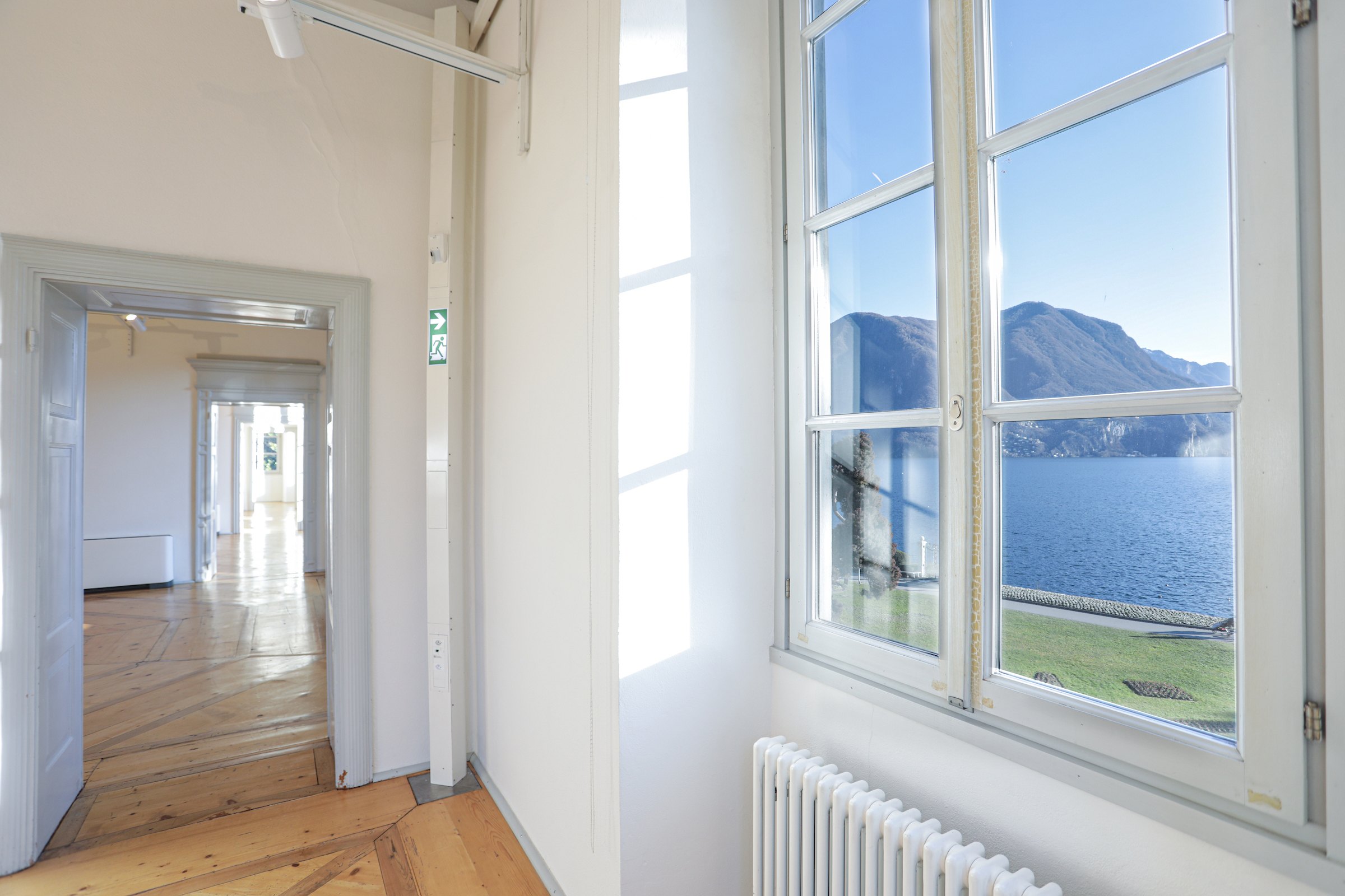 Blick aus der Villa Ciani auf den Luganersee